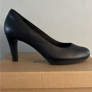 Clark’s Adriel Viola 8 Wide